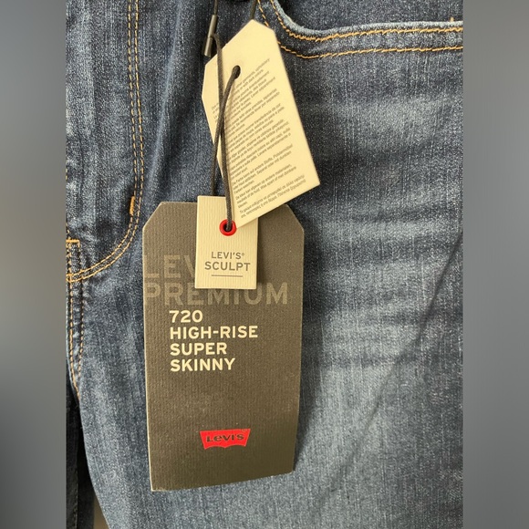 Levi’s 720 HIGH RISE SUPER SKINNY - Picture 2 of 5